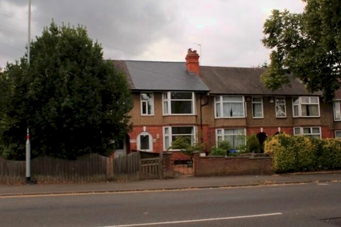 3 Bedroom Terraced House To Rent In Kingsley Road, Northampton, NN2