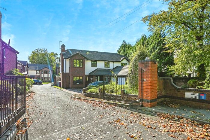 5 Bedroom Detached House For Sale In Sunrise Close, Grassendale, Liverpool, L19