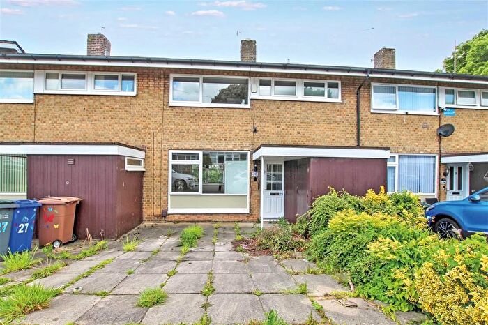 3 Bedroom Terraced House For Sale In Butts Green, Stoke-On-Trent, ST2