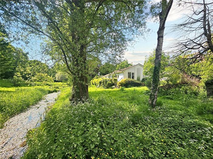 3 Bedroom Bungalow For Sale In Crypt Lane, Cocking, Midhurst, West Sussex, GU29