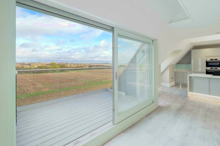 2 Bedroom Apartment For Sale In Riverview, Windrush Heights, Burford, OX18