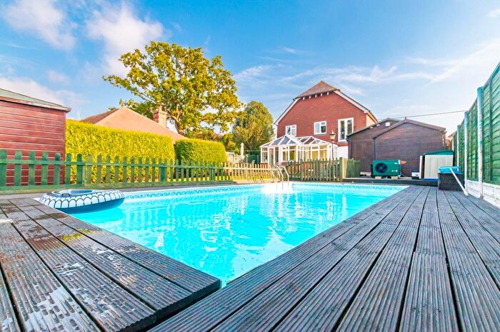 5 Bedroom Detached House For Sale In Canterbury Road, Ashford, TN25