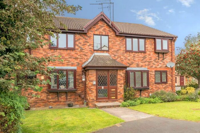 2 Bedroom Apartment To Rent In The Moorlands, Wetherby, LS22