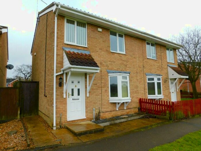 3 Bedroom Semi-Detached House To Rent In Nicholas Taylor Gardens, Peterborough, Cambridgeshire, PE3