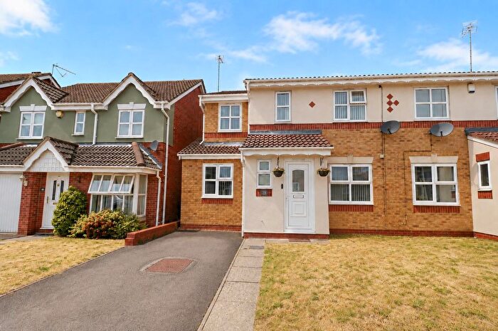 4 Bedroom Semi-Detached House To Rent In Minton Road, Walsgrave, Coventry, CV2