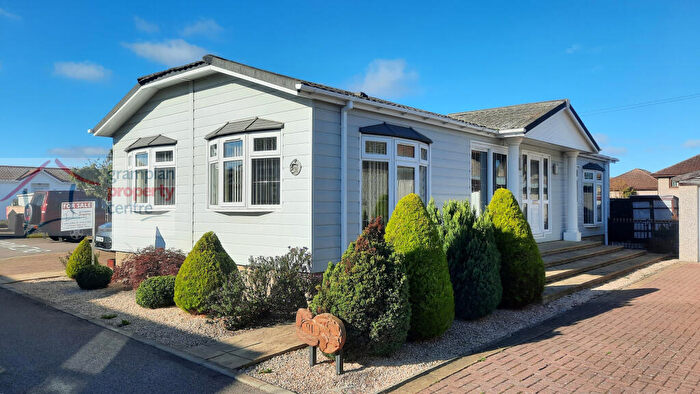2 Bedroom Park Home For Sale In Ashgrove Park, Elgin, IV30