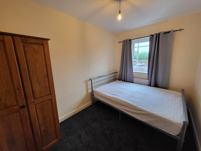 2 Bedroom Apartment To Rent In Drayton Street, Hulme, Manchester, M15