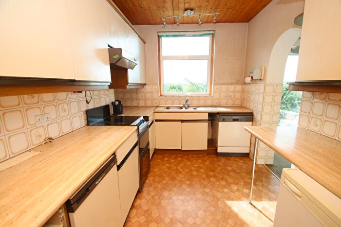 4 Bedroom Detached House For Sale In The Ridge, Orpington, BR6