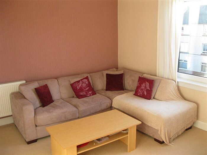 2 Bedroom Flat To Rent In Moat Drive, Edinburgh, EH14