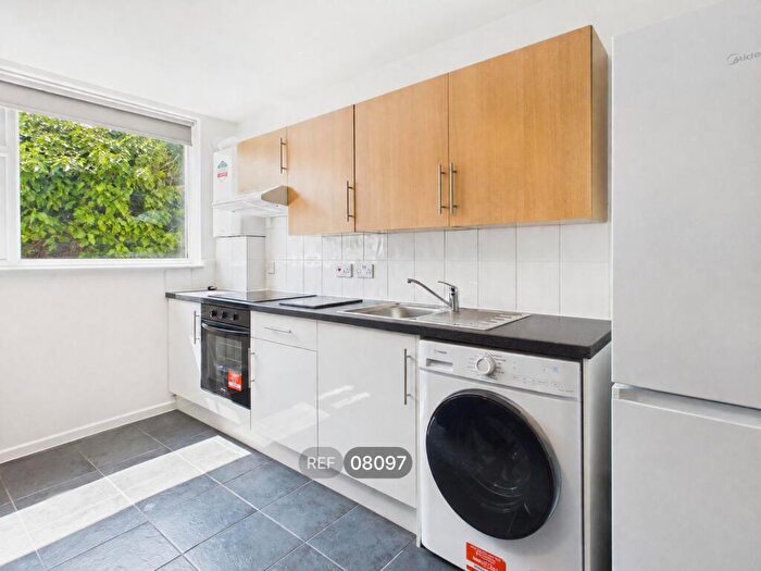 Property To Rent In Anlaby Road, HU3
