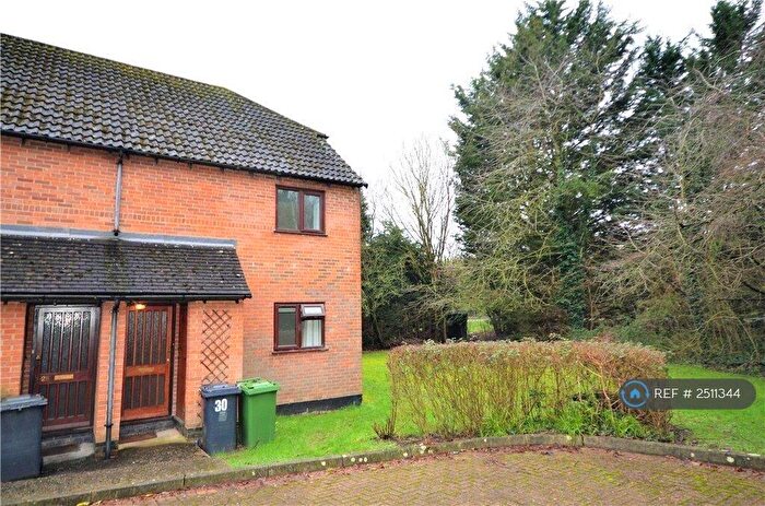 1 Bedroom Maisonette To Rent In Poppyfield, Lychpit, Basingstoke, RG24