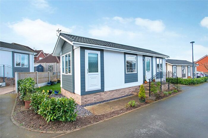 1 Bedroom Bungalow For Sale In Featherstone Park, New Road, Featherstone, Wolverhampton, WV10