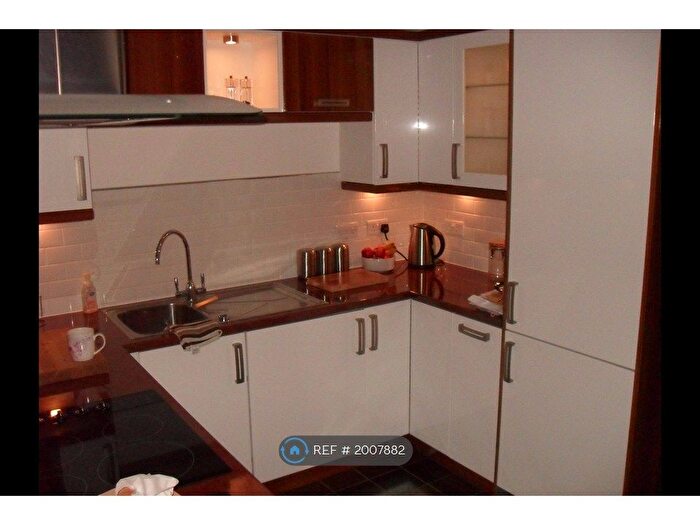 2 Bedroom Flat To Rent In The Waterfront, Knottingley, WF11