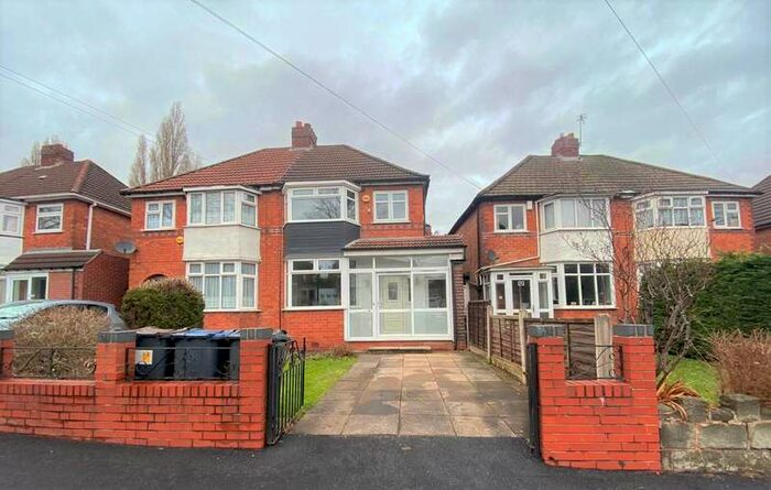 3 Bedroom Semi-Detached House To Rent In Calshot Road, Birmingham, B42