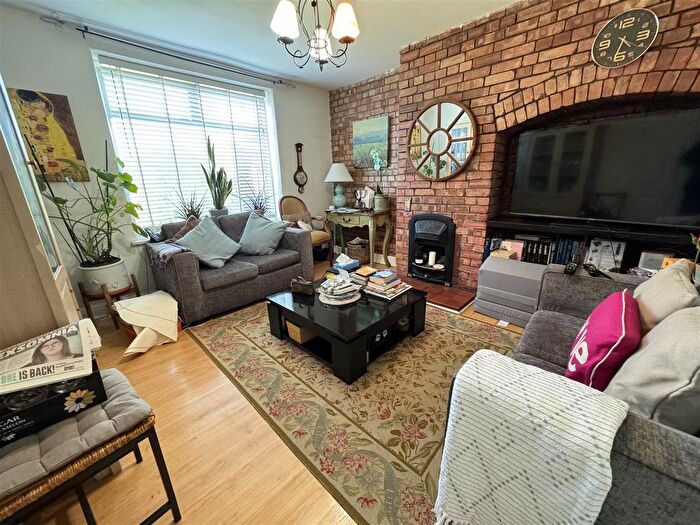 3 Bedroom Terraced House To Rent In Deansbrook Road, Burnt Oak, Edgware, HA8