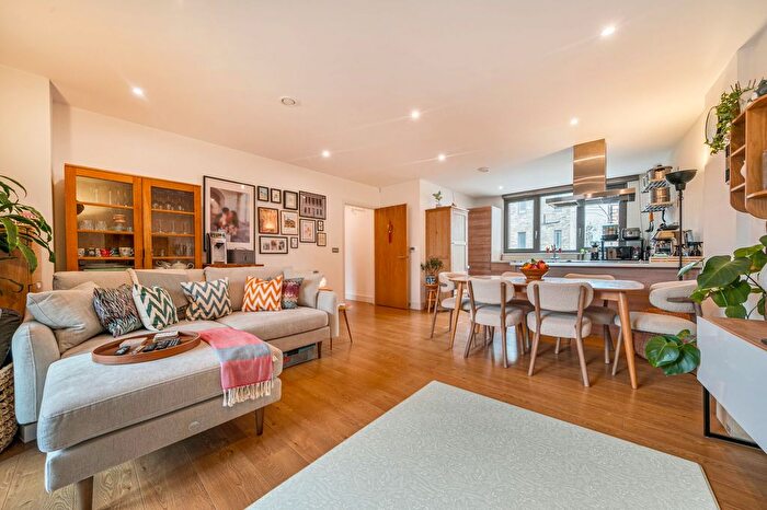 2 Bedroom Flat For Sale In Silwood Street, Chamberlain Court Silwood Street, SE16