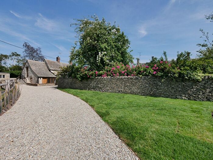 4 Bedroom Cottage To Rent In Arlington Green, Bibury, GL7