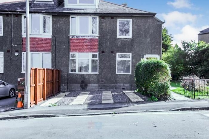 2 Bedroom Flat To Rent In Carrick Knowe Drive, Edinburgh, EH12