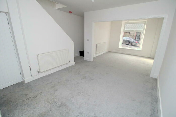 3 Bedroom Terraced House To Rent In Amos Hill, Tonypandy, CF40