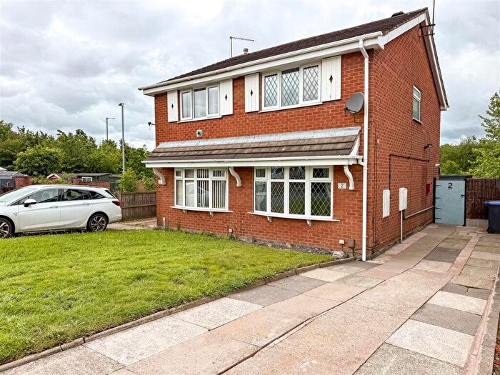2 Bedroom House For Sale In Banbury Grove, Biddulph, Stoke-On-Trent, ST8
