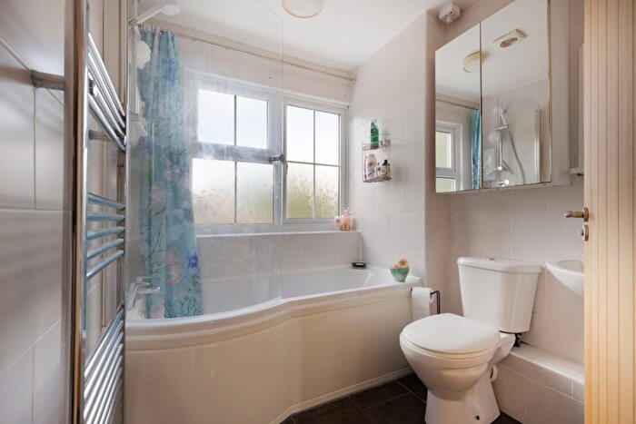 3 Bedroom Detached House For Sale In Wood Close, Thorpe Willoughby, Selby, North Yorkshire, YO8