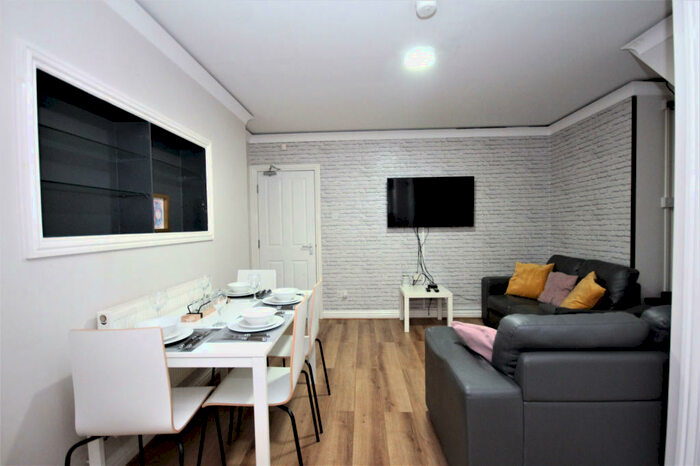 4 Bedroom Terraced House To Rent In Wildman Street Wildman Street, Preston, PR1