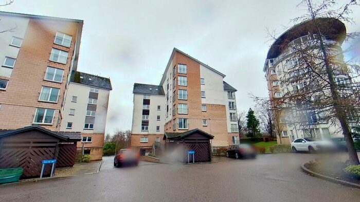2 Bedroom Flat To Rent In Shaw Crescent, City Centre, Aberdeen, AB25