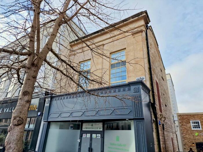 1 Bedroom Flat To Rent In King Street, Stroud, GL5