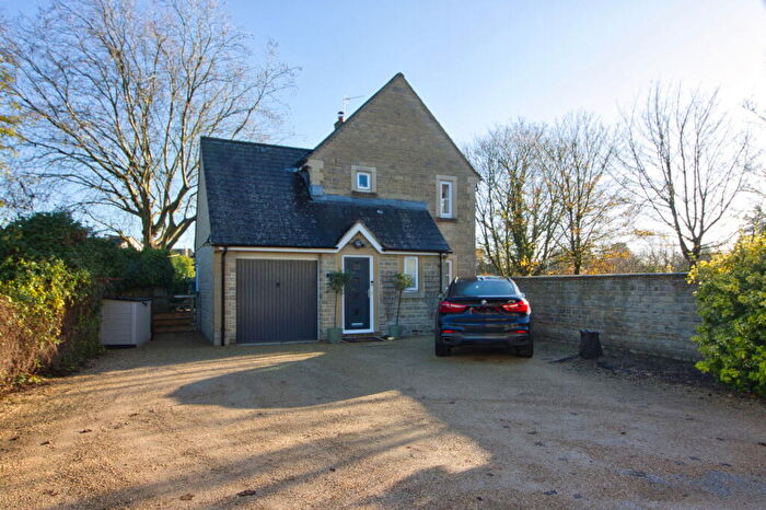 4 Bedroom Detached House For Sale In Westwells Road, Corsham, SN13