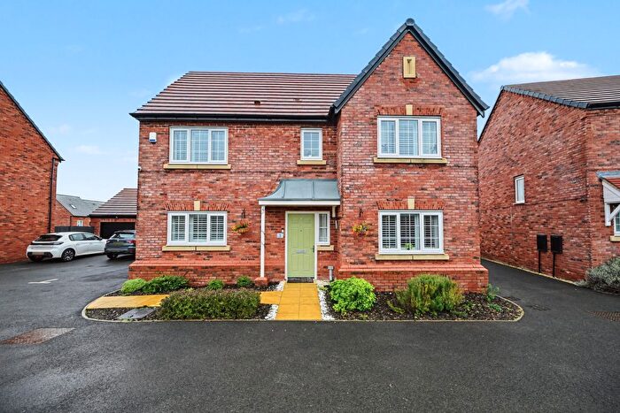 4 Bedroom Detached House For Sale In Preston Close, Houlton, Rugby, CV23