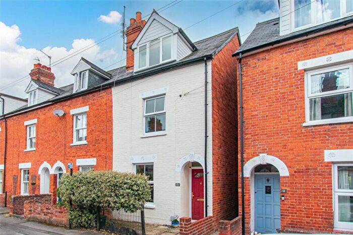 3 Bedroom End Of Terrace House For Sale In Berkeley Road, Newbury, Berkshire, RG14