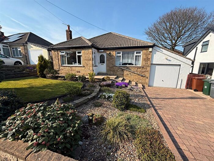 3 Bedroom Detached Bungalow For Sale In Briarfield Avenue, Idle, BD10