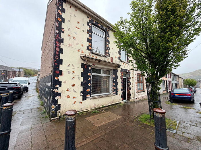 3 Bedroom End Of Terrace House For Sale In Caerau Road, Maesteg, CF34
