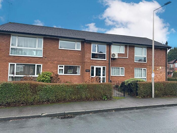 2 Bedroom Apartment For Sale In Maveen Court, Edmonton Road, Woodsmoor, Stockport, SK2