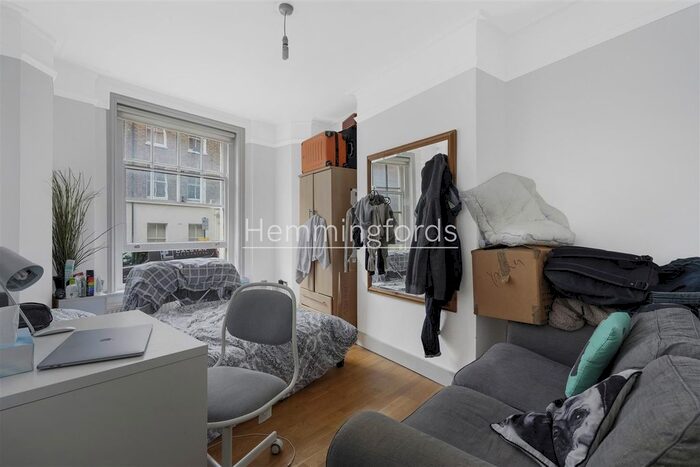 2 Bedroom Flat To Rent In Furnival Mansions, Wells Street, W1T