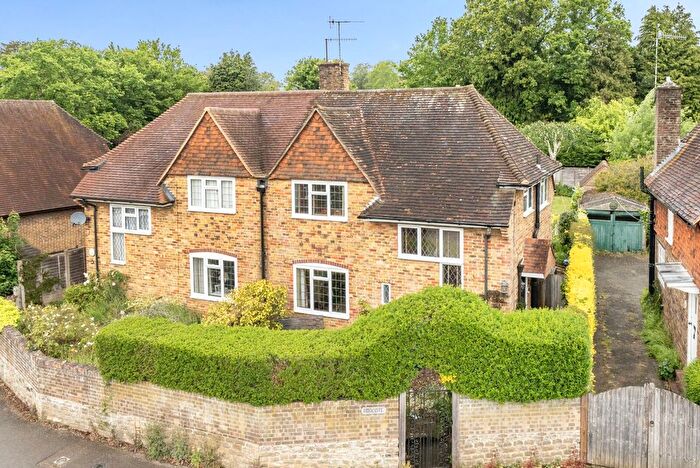 3 Bedroom Semi-Detached House For Sale In Church Road, Milford, GU8