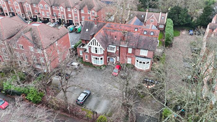 2 Bedroom Flat For Sale In Stoneygate Grange, Elms Road, Leicester, LE2