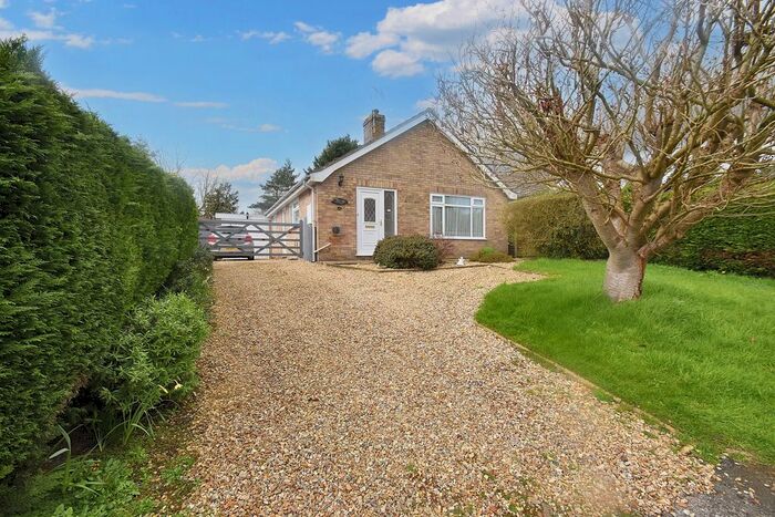 3 Bedroom Bungalow For Sale In Station Road, Halton Holegate, PE23