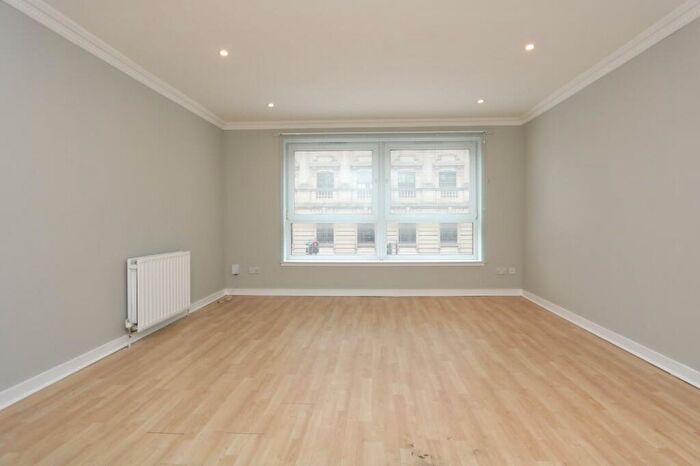 2 Bedroom Flat To Rent In Berkeley Street, Glasgow, G3