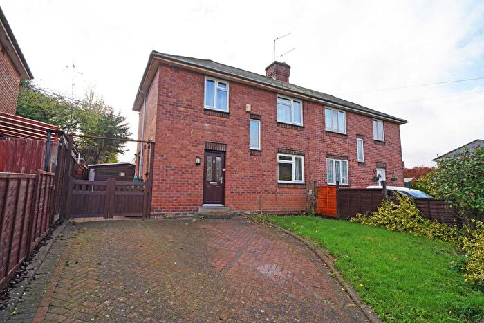 3 Bedroom Semi Detached House To Rent In Bury Road, Leamington Spa, CV31