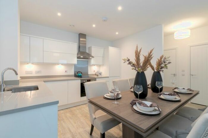 1 Bedroom Flat To Rent In Baynhams Drive, Oxford, OX2