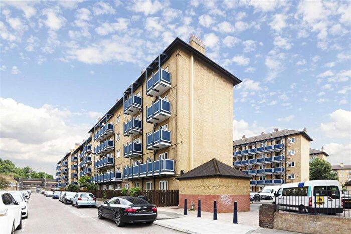 1 Bedroom Flat For Sale In Wickford Street, Bethnal Green, E1
