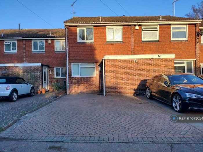 3 Bedroom Terraced House To Rent In Witham Close, Loughton, IG10