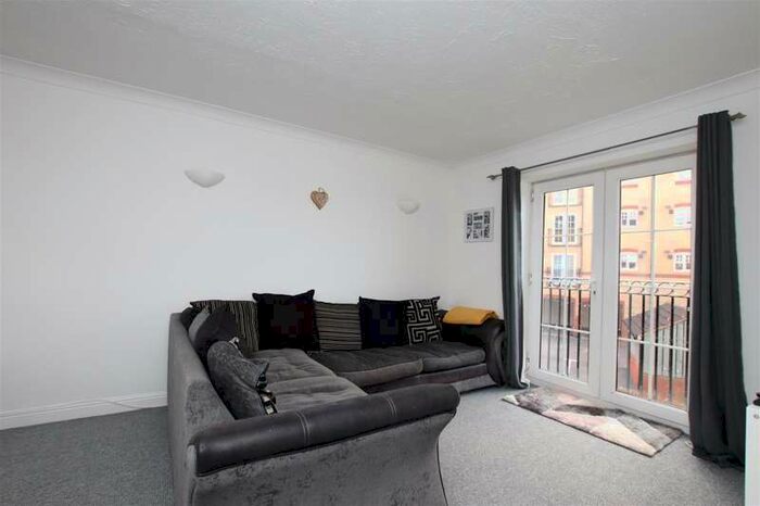 2 Bedroom Flat To Rent In Arthurs Close, Emersons Green, Bristol, BS16