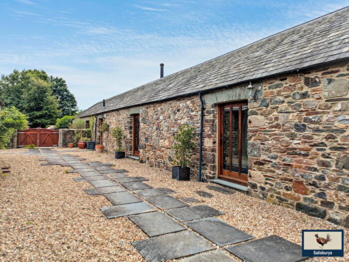 2 Bedroom Terraced House For Sale In Tavistock, PL19