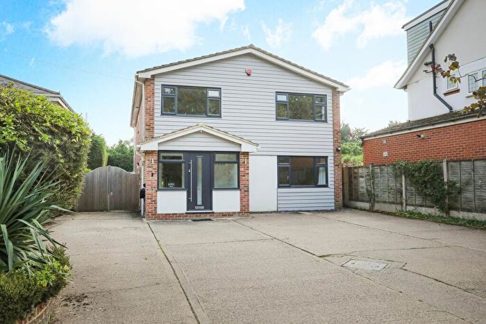 4 Bedroom Detached House For Sale In Stodmarsh Road, Canterbury, CT3