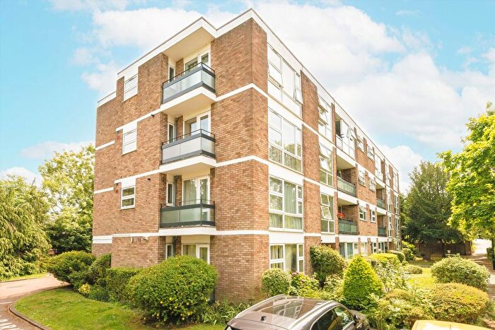 Studio To Rent In Woburn, Ealing, W13