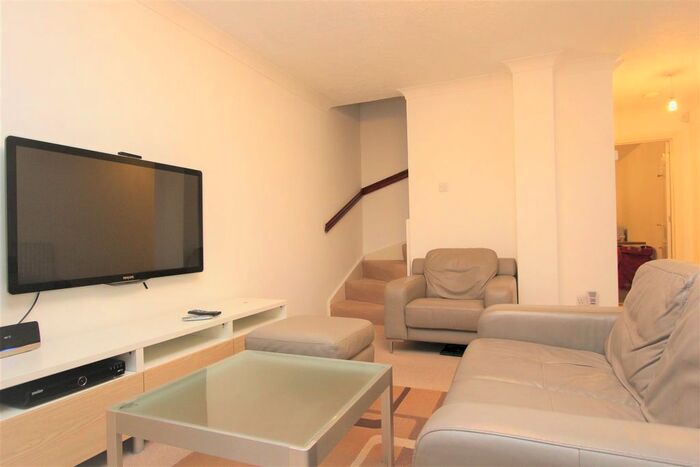 3 Bedroom End Of Terrace House To Rent In Tunnel Avenue, London, SE10