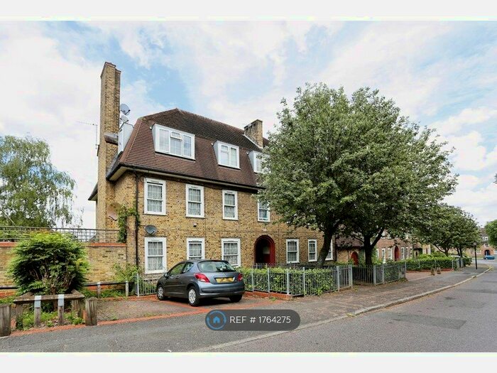 2 Bedroom Flat To Rent In Lushington Road, London, SE6