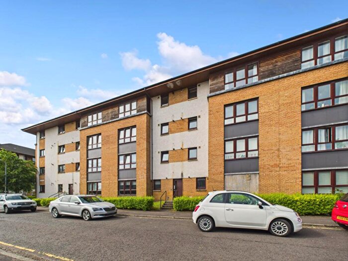 2 Bedroom Flat To Rent In Saucel Crescent, Paisley, PA1